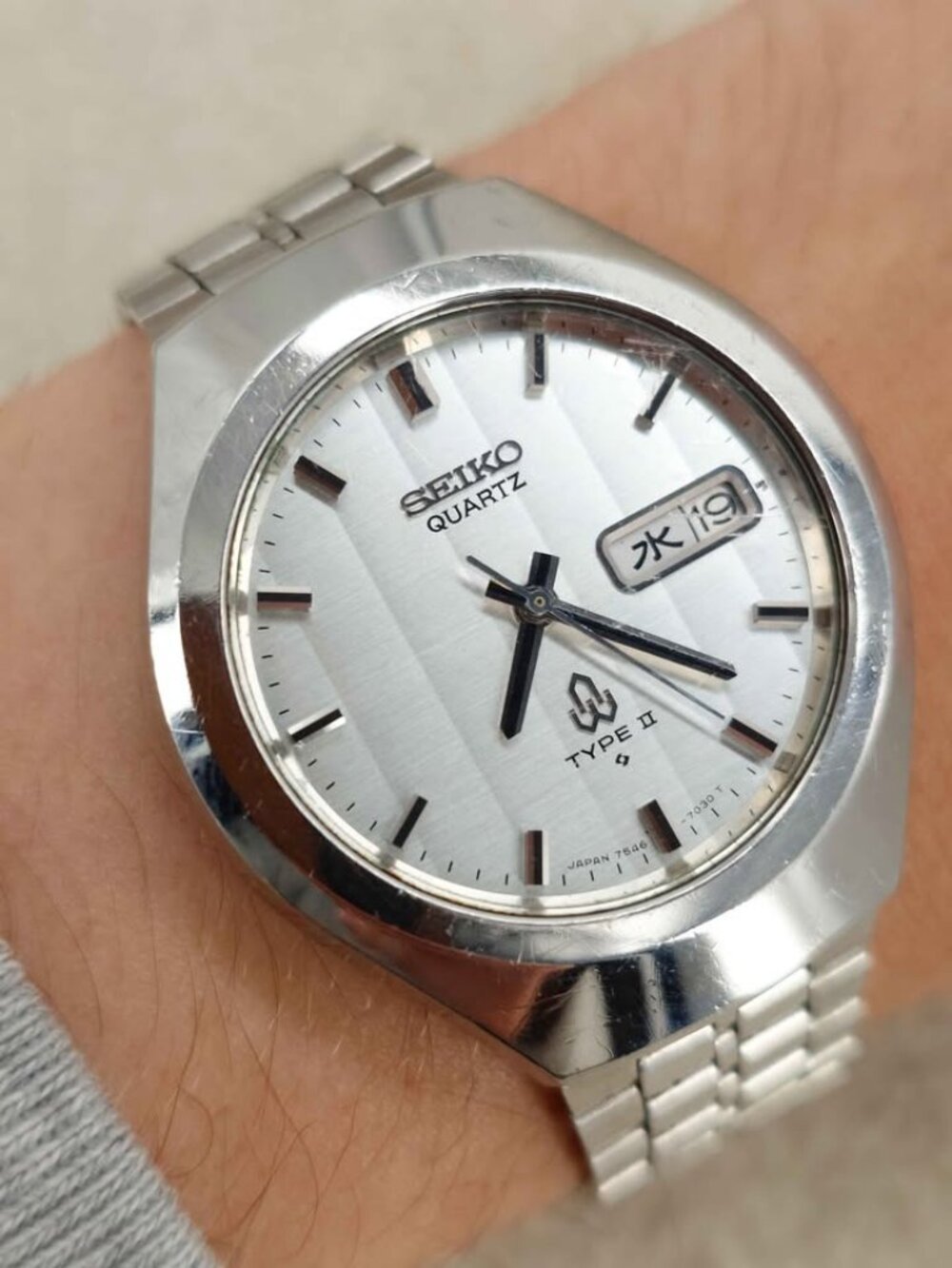 Seiko Type II Men's Quartz Watch 7546 Day-Date Kanji 1970s JDM 36mm New Battery